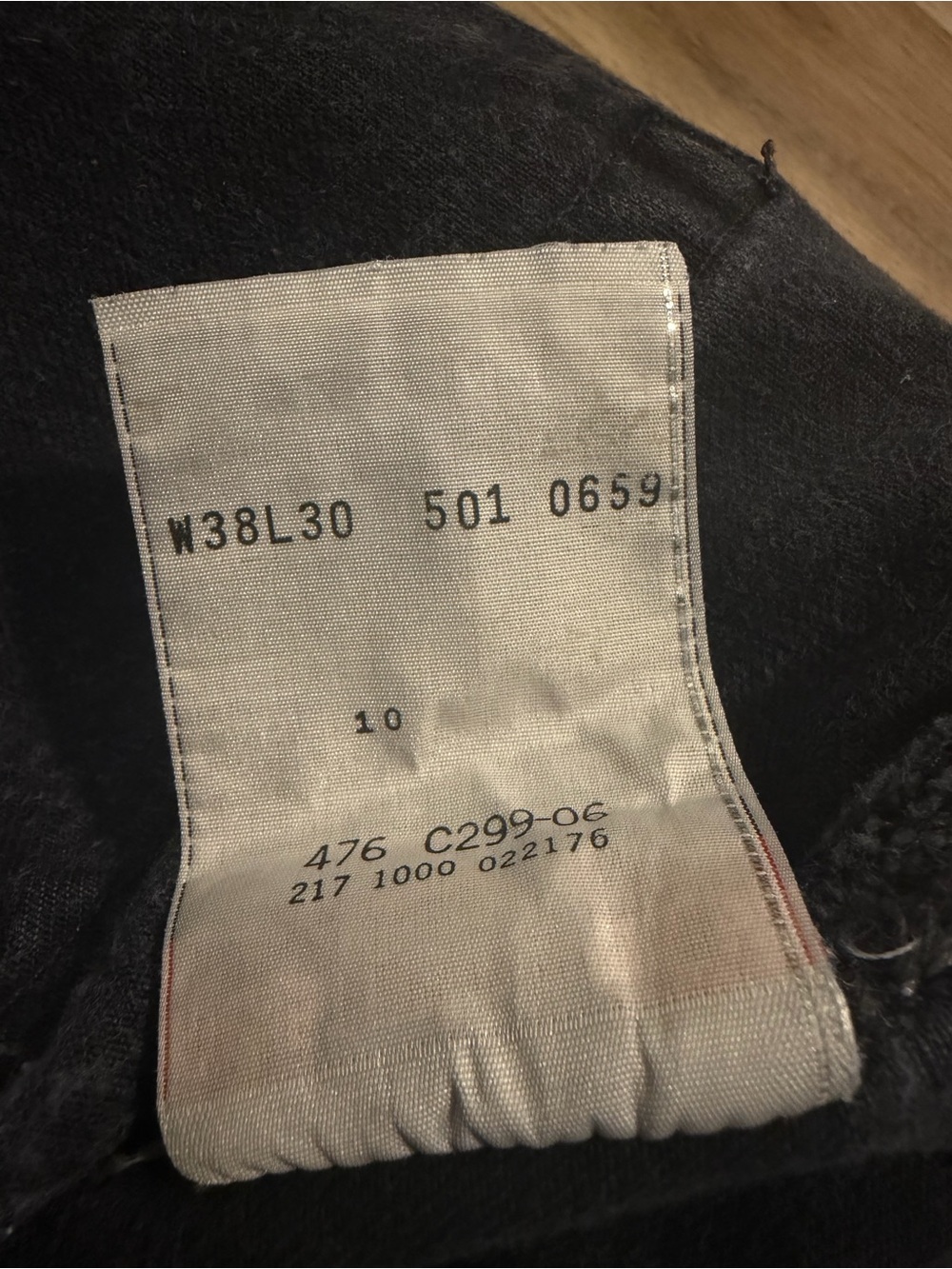 VTG Levi's 501 Button Fly Black Denim Jeans 36x30 tag 38x30 1999 Canada Made - Picture 9 of 15